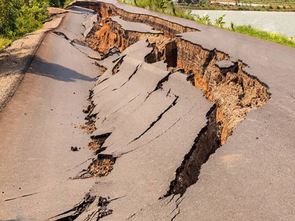 Động đất là gì? Nguyên nhân tạo nên hiện tượng địa chấn