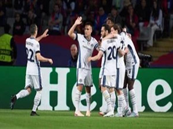 Szczesny – nỗi lo mới nơi khung gỗ