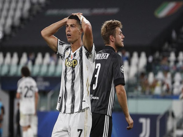 Tác động của luật bàn thắng sân khách đến chiến thuật và lịch sử Champions League