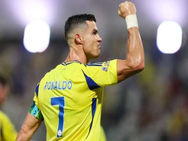 Số áo Ronaldo qua các thời kỳ từ Sporting đến Al Nassr