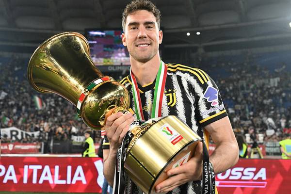 Thành tích của Dusan Vlahovic