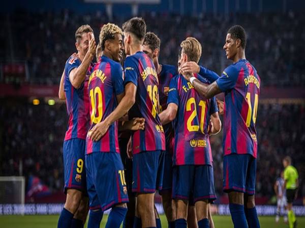 Tin Barcelona: Barca lập kỷ lục tại tất cả các đấu trường