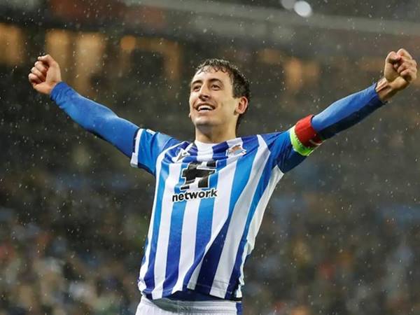 Những cột mốc và thành tích cá nhân rực rỡ của Mikel Oyarzabal Những cột mốc và thành tích cá nhân rực rỡ của Mikel Oyarzabal