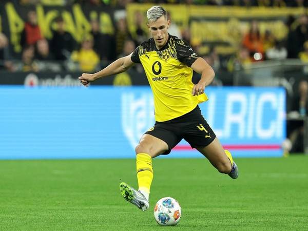 Những trận đấu đáng nhớ nhất của Nico Schlotterbeck